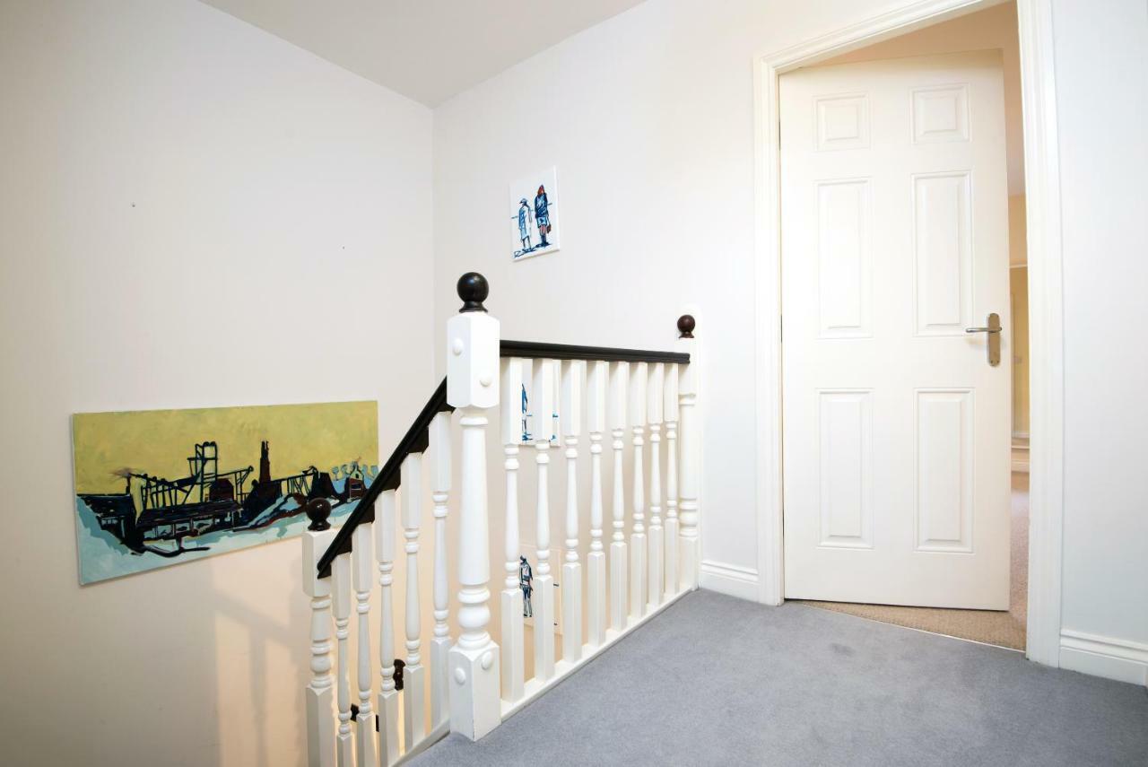Villa Dalton Crescent Durham Exterior foto