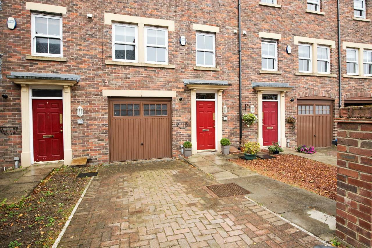 Villa Dalton Crescent Durham Exterior foto